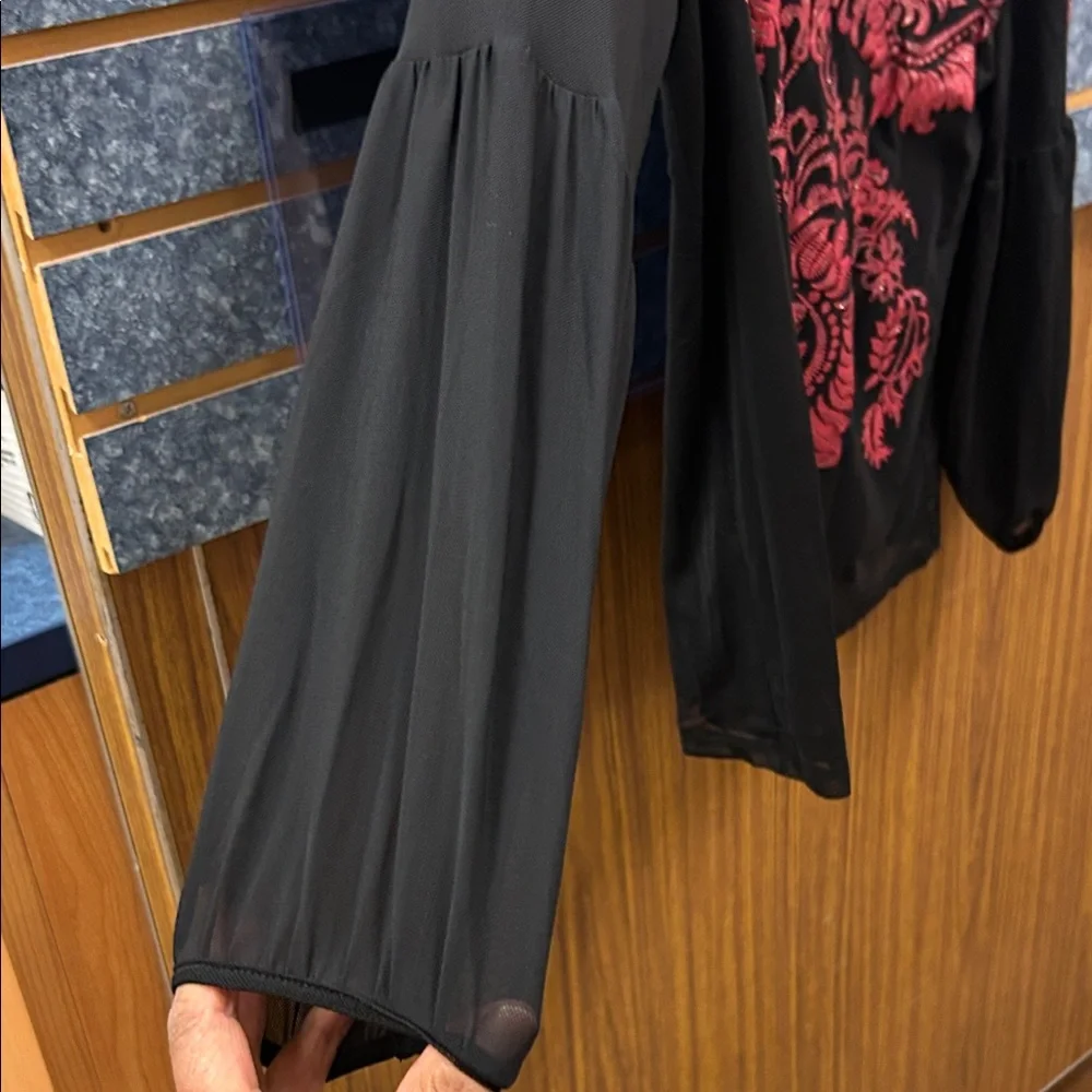 JM Collection Black Blouse with Red Embroidery - Picture 4 of 5